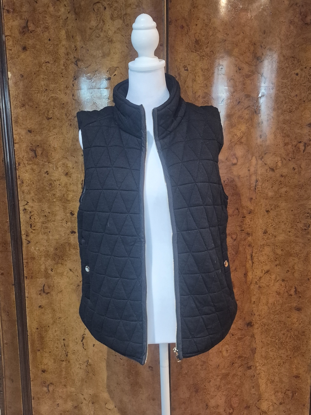 Pulse Boutique Black Quilted Vest – Size Small